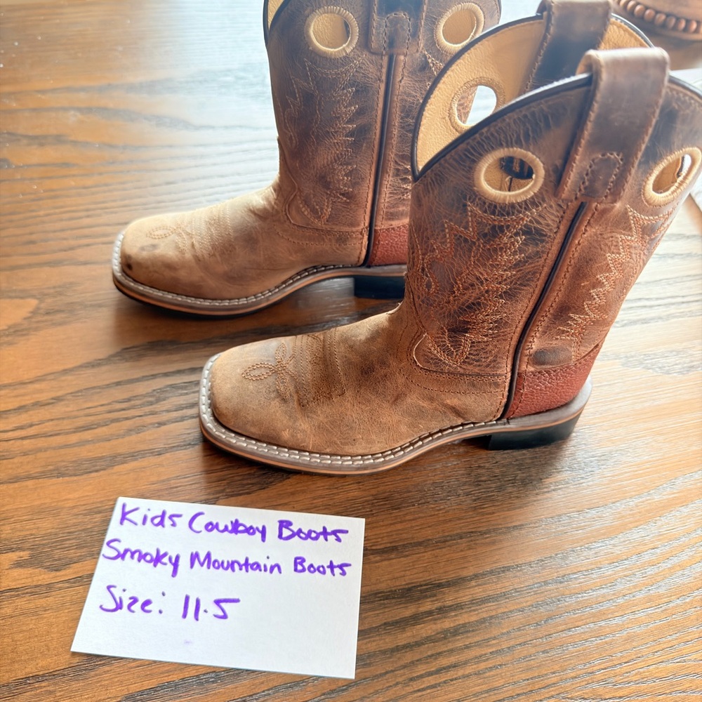 Smoky Mountain Kids' Brown Cowboy Boots - Size 11.5